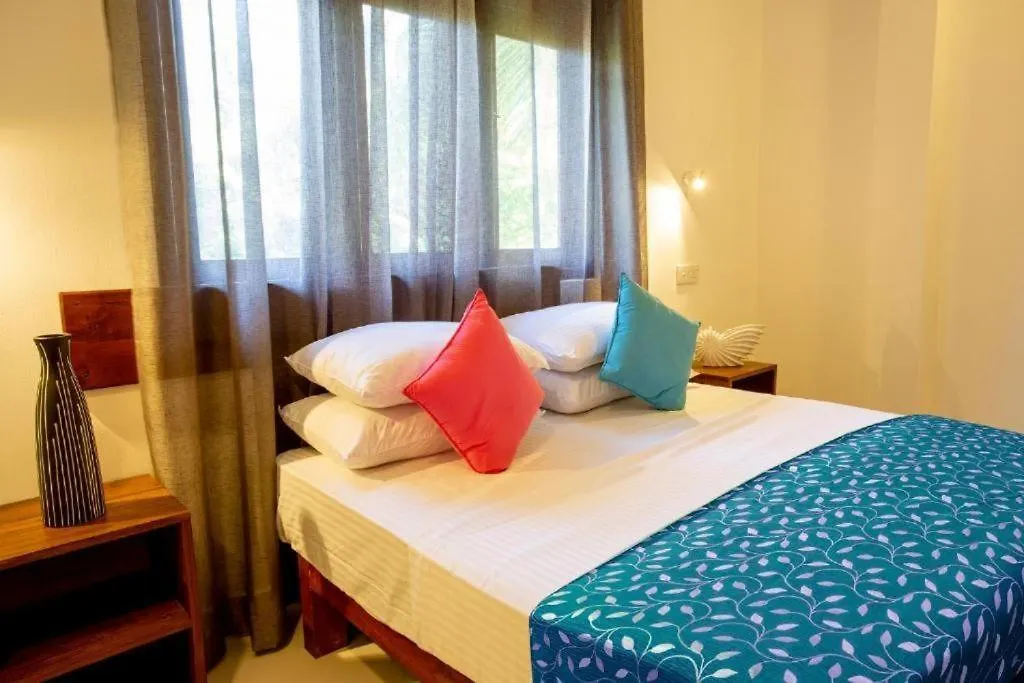 Thisara Villas Negombo Hotel